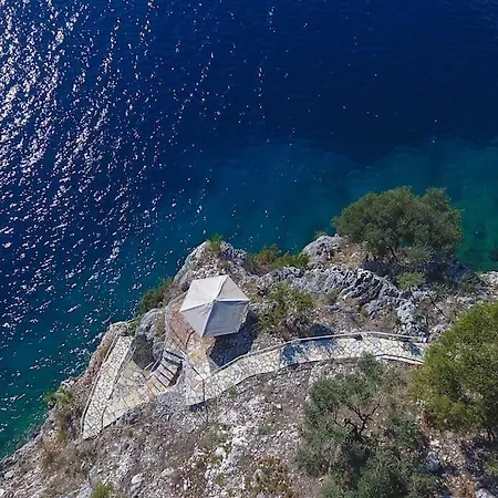 Zoe - Direct Sea Access Live Scenery At Villa