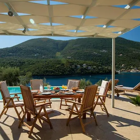 Villa Zoe - Direct Sea Access Live Scenery At Sivota